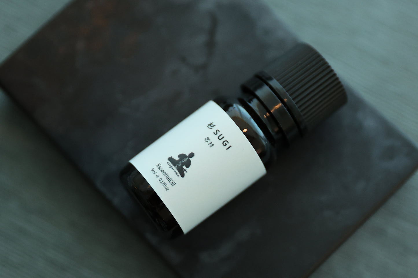 精油 5ml スギ芯材